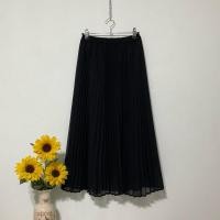 ราคา SK127 กระโปรงพลีทผ้าชีฟอง GU สีดำ ไซส์ S พลีทแน่นสวยมาก (29185106194)