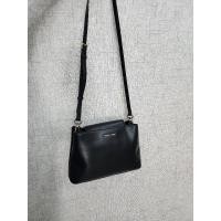 ราคา Charles & keith แท้ มือ✌️ ความสวย ความเงา ของหนัง ดีต่อใจ850งซัพในสีแดงไปอีก เริสไม่ไหว (22119343302)
