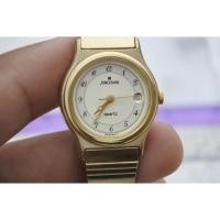 ราคา นาฬิกา Vintage มือสองญี่ปุ่น JUNGHANS Swiss Made ผู้หญิง ทรงกลม ระบบ Quartz ขนาด25mm ใช้งานได้ปกติ ของแท้ (25912447457)