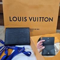 ราคา Like Very New LV enveloppe หนัง Epi ลายไม้ ซื้อมา Jan 2022 (22633896775)