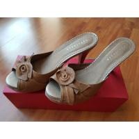 ราคา **มือสอง** รองเท้าส้นสูง เบอร์39 สูง4นิ้ว เสริมหน้า 1 นิ้ว (3639046939)