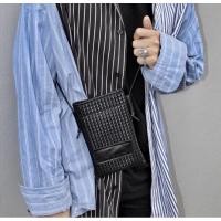 ราคา กระเป๋าสะพายข้าง udfb pocket bag ลายสานชิด (5929061328)