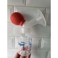 ราคา ส่งฟรี!! ที่ปั๊มนมแบบใช้มือ ชุดปั๊มนมพร้อมขวดนม Angel Stony Breast Pump with bottle (20200631563)