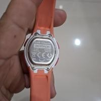 ราคา นาฬิกาเด็ก DECATHLON (มือสอง) (41565638917)