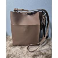 ราคา กระเป๋าสะพายไหล่ Diblanc Bucket Bag( ทรงถังสีชมพูกะปิ)มือสอง size9 (24792937378)