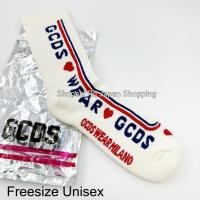 ราคา พร้อมส่ง ของแท้ GCDS socks ถุงเท้า จีซีดีเอส unisex free size สีขาว หัวใจ แบรนด์เนม (43907416715)