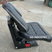 ราคา เก้าอี้ไม่มีแขน รถไถคูโบต้า KUBOTA รุ่น M5000 , M6040 , M7040 , M8540 , M9540 ฐานเบาะสูง มาพร้อโช๊คคู่+สปริง (44456189463)