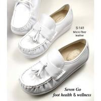ราคา รองเท้าพยาบาล แต่งแถบโบว์ มี2สีให้เลือก (11011547005)