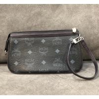 ราคา กระเป๋าคล้องมือ MCM แท้ สีดำ (18356603149)