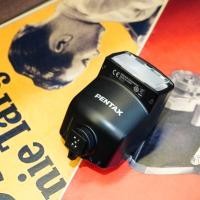 ราคา Pentax AF-200FG Flash 645 for K1 K3 K5 DSLR and MZ 645 645N 67II (4588133885)