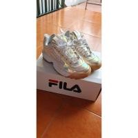 ราคา รองเท้าผ้าใบ FILA แท้ มือสอง ไซส์ 39 (สภาพดี 70%) (24912323335)