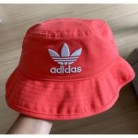 ราคา Adidas bucket hat adicolour สีชมพูพีช (2693556372)