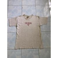 ราคา เสื้อยืด คอกลม แขนสั้น ป้าย guess size M อก 37-40” ยาว 26” ผ้าไม่ย้วย ไม่หด (27924019249)