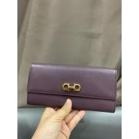 ราคา กระเป๋าตังค์ใบยาว ferragamo (26044767890)