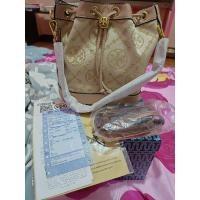 ราคา กระเป๋าทอรี่ทรงขนมจีบ (15913484226)