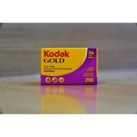ราคา ฟิล์มลบสี Kodak Gold 200 (36 แสง) (45360378573)