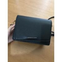 ราคา กระเป๋า Charles&Keith มือสอง ของแท้ ใหม่มาก (4388689500)