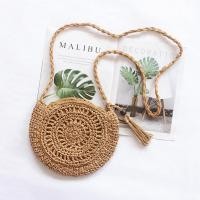 ราคา กระเป๋าถัก ผู้หญิง สะพายข้าง ใบเล็ก แฮนด์เมด ลายฉลุ พู่ (55012303686)