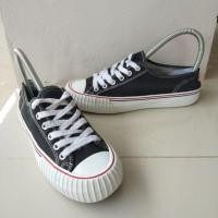 ราคา PF. Flyers. 38 / 24 (3200923970)
