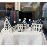 ราคา ชุด 6 ขวด ขวดเหล้าเซรามิครูปตึกสไตล์ดัทช์ บ้านฮอลแลนด์ สายการบิน KLM -Vintage KLM miniature Dutch houses - Holland (56652491681)