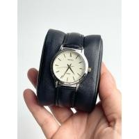 ราคา Seiko Spirit “ตัวเรือนทรงกลม เม็ดมะยมทอง หน้าปัดสีไข่ หลักเวลาและชุดเข็มสีทองสอดนิล พื้นหน้าปัดมีดีเทล“ (22865221560)