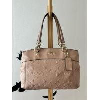 ราคา กระเป๋า Coach Mini Brooke Carryall in Signature Leather F28472 สี Nudepink มือสอง ของแท้ ราคาป้าย 14,500 บาท (46309811030)