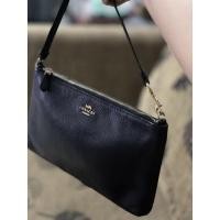 ราคา Coach คล้องมือแท้มือสอง สีดำ ขนาด 10 นิ้ว (14488677907)