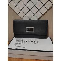 ราคา กระเป๋าสตางค์Guess สีดำมือสอง (42029131451)