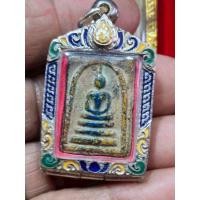 ราคา พระสมเด็จพิมพ์เล็กออกวัดพระแก้วกรุวังหน้า เนื้อสายรุ้งพร้อมกรอบเงิน (56151502118)