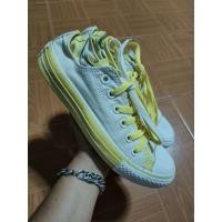ราคา Converse All Star สีขาวเหลือง ไซร้ 38.5/24 มือสองของแท้ (53751426541)
