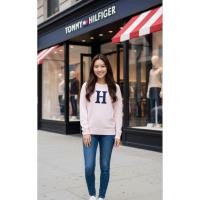 ราคา (มือสองสภาพดี) เสื้อไหมพรมสีชมพูอ่อน แบรนด์ Tommy Hilfiger USA (ของแม่ค้าเองค่ะ) (53153427724)