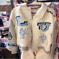 ราคา [ส่งต่อ!! มือสองแท้] เสื้อแจ็คเกต Louis Vuitton Cream Bunny Varsity Jacket จากคอลเลกชัน FW22 (50262112521)
