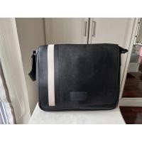 ราคา กระเป๋า Bally Messenger Bag (รุ่น STRAD of GYSD) สภาพ 98% มาพร้อมถุงแท้ครับ (29494857886)
