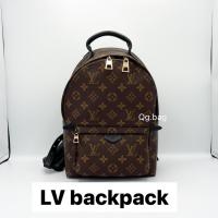 ราคา LV Louis Vuitton Palm Springs Medium Backpack กระเป๋าเป้ สะพายพลัง หลุยส์ วิตตอง กระเป๋าสะพาย แบรนด์เนม มือสอง วินเทจ (22173500952)