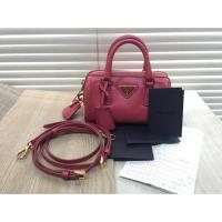 ราคา Prada BL0841 Saffiano Lux mini crossbody (2257364332)