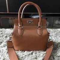 ราคา Used like new กระเป๋าหนังแท้ รุ่น toolbox จาก happyberry (458931622)