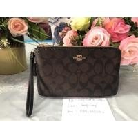ราคา พร้อมส่งกระเป๋า Coach แท้ % รุ่น 16109 (L 2 Zip ) สีน้ำตาลดำ ใส่ iphone plusได้ (3185771783)