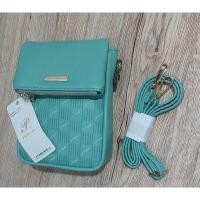 ราคา PRETTYZYS - กระเป๋าใส่โทรศัพท์มือถือซิกเนเจอร์ (21681029181)