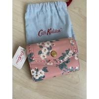 ราคา พร้อมส่ง Cath kidston leather wallet (4260357572)
