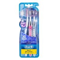 ราคา ออรัลบีแปรงสีฟันทรีดีไวท์ขนแปรงนุ่ม แพค3 Oral B 3D White Soft 35 Toothbrushes Pack 3 [หมายเลขบาร์โค้ด 4902430682015 ] (49210320714)