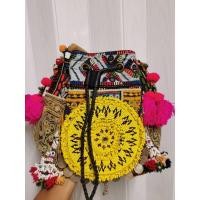 ราคา กระเป๋า Banjara bag กระเป๋าปักมือ ทรงขนมจีบ งานนำเข้าจากอินเดีย งานปักลูกปัดกระจก handmade (11320134392)