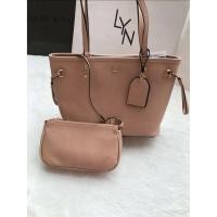 ราคา พร้อมส่งอย่างไว !!! LYN EVERYDAY LARGE HANDBAG (7767635457)