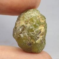 ราคา พลอย ก้อน ดิบ สฟีน ธรรมชาติ แท้ ( Unheated Natural Sphene Titanite ) หนัก 24.9 กะรัต (48800683385)