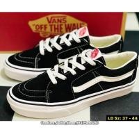 ราคา ♞,♘,♙รองเท้า Vans Old Skool ใส่ได้ทั้ง ชาย หญิง ผลิตภัณฑ์ใหม่ มือ1 [ พร้อมส่งฟรี ของแท้ ] yu (26728929647)