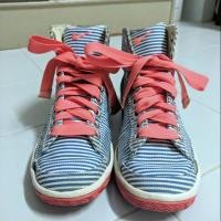 ราคา รองเท้าผ้าใบหุ้มข้อ Nike ของแท้ มือ 2 ✌️(No box) (1985948079)