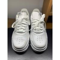 ราคา ส่งต่อ Nike Air Force 1 Pixel สีขาว โลโก้ดำ มีกล่อง (24763357875)