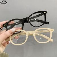 ราคา COD-แว่นสายตายาวป้องกันแสงสีฟ้าแฟชั่นแว่นสายตายาวแว่นตาอ่านหนังสือสําหรับ ผู้ชายและผู้หญิง (+150~+250) (25296597933)