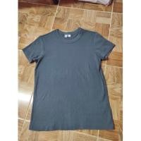 ราคา Uniqlo U สีเทา อก38ยาว24.5 งานคัดเกรดเอ สภาพใหม่กริบ ไม่มีตำหนิ (23700972690)