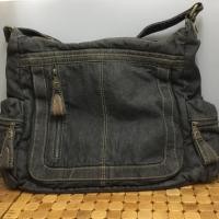 ราคา กระเป๋าสะพายวินเทจ แบรนด์ Gap สินค้ามือสอง (4215534992)