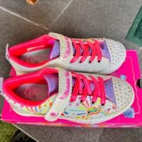 ราคา Skechersมือ2ของแท้สภาพดีลดราคาขนาด20ซ.มไซร์US:1สเก็ตเชอร์สรองเท้าเด็กผู้หญิงของแท้ (41625593869)